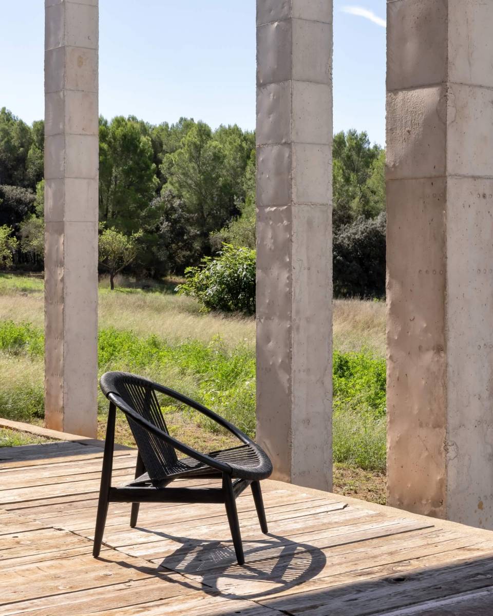 Fauteuil lounge rond au design unique alliant élégance et confort, collection Frida par Vincent Sheppard