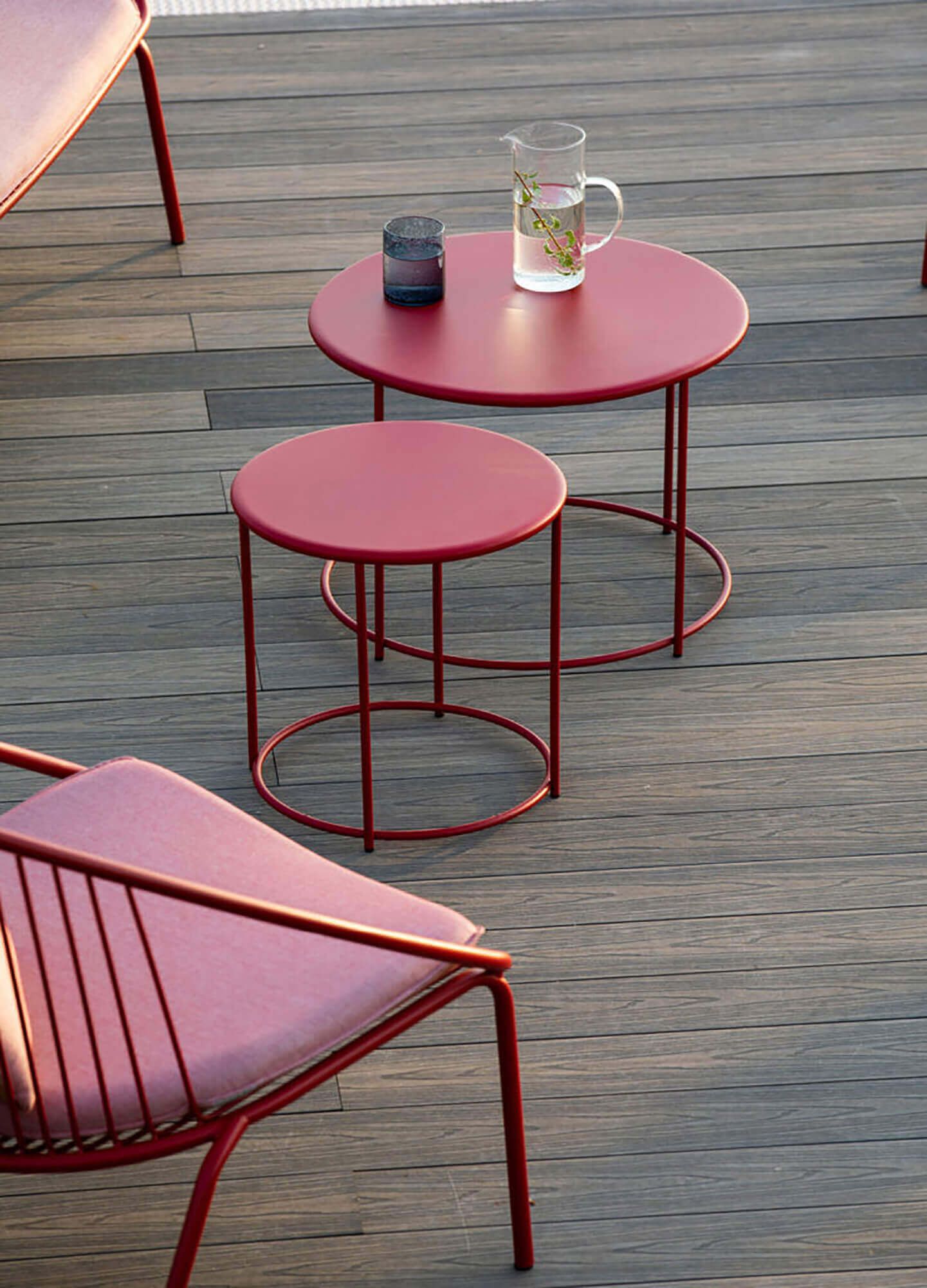 Tables basse en acier galvanisé collection Aria par Vermobil à Marseille