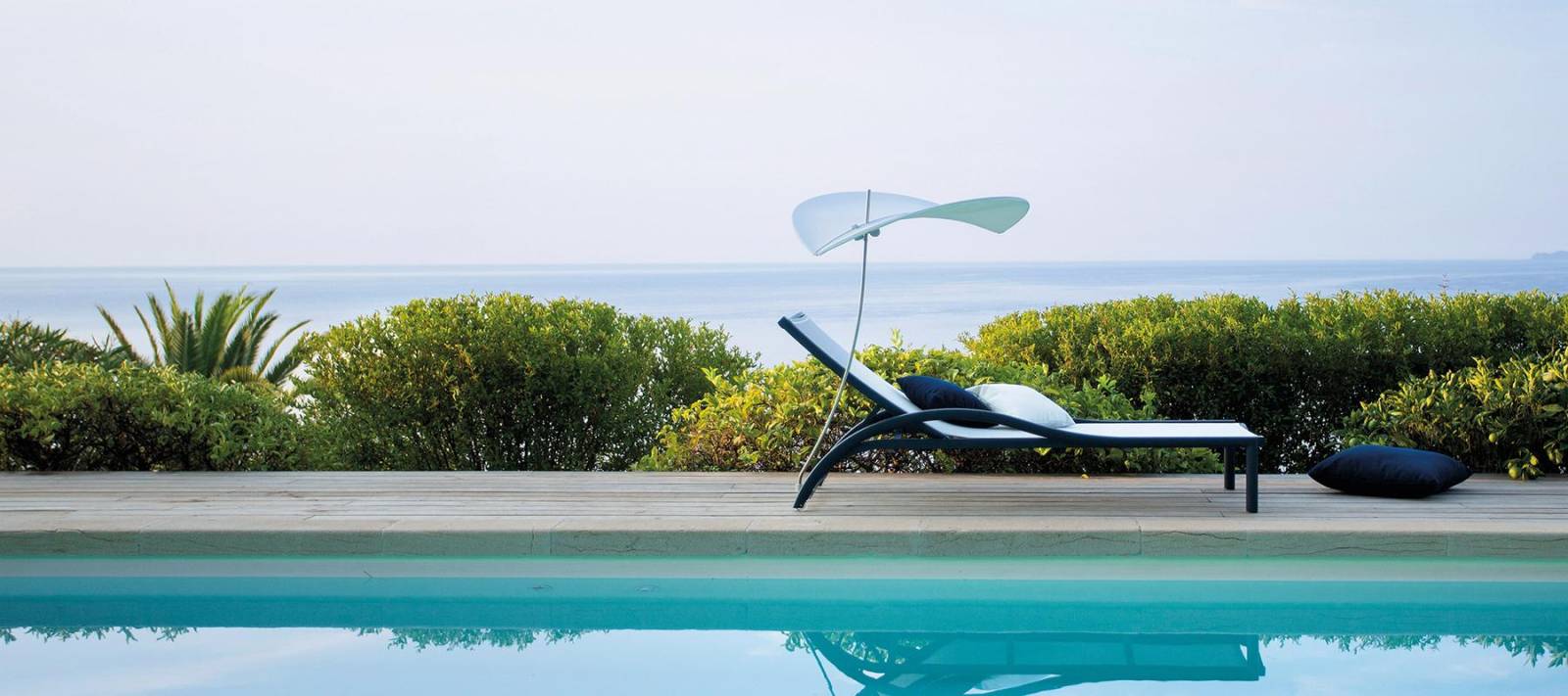 Bain de soleil résistant avec toile Batyline collection Première par Ego Paris à Genève