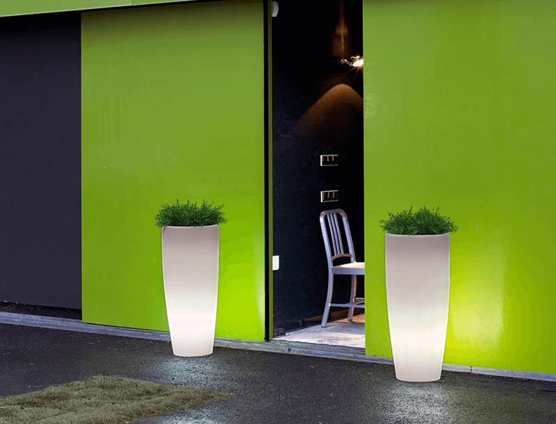 Pot cylindrique lumineux ambiance lounge collection Bambu à Genève