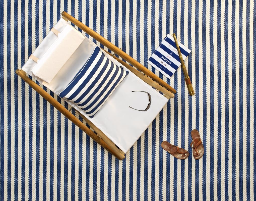 Tapis Duo couleur Denim par la marque Pappelina à Nice