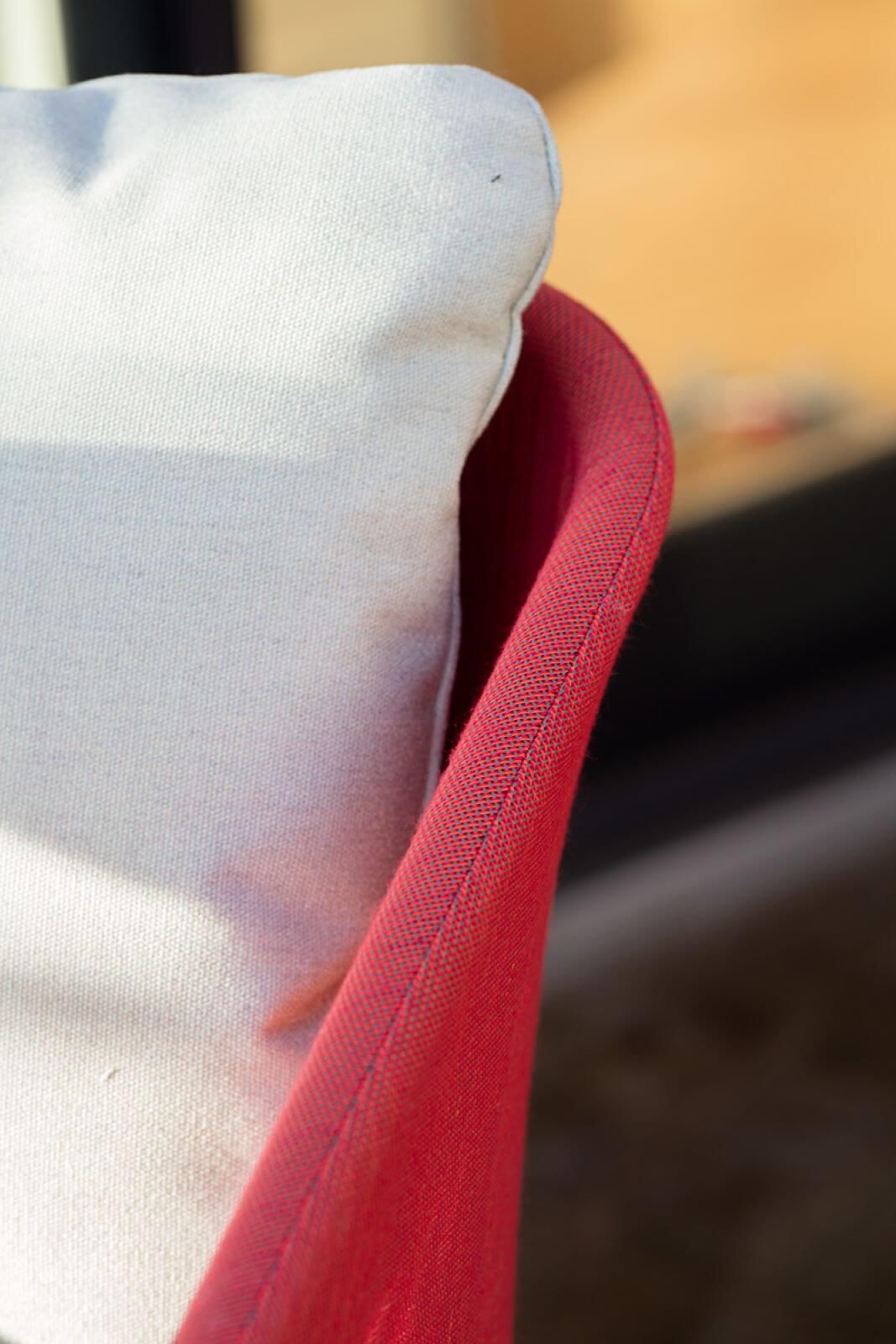 Zoom sur le revêtement en toile tissé de la collection Senso par Expormim à Strasbourg