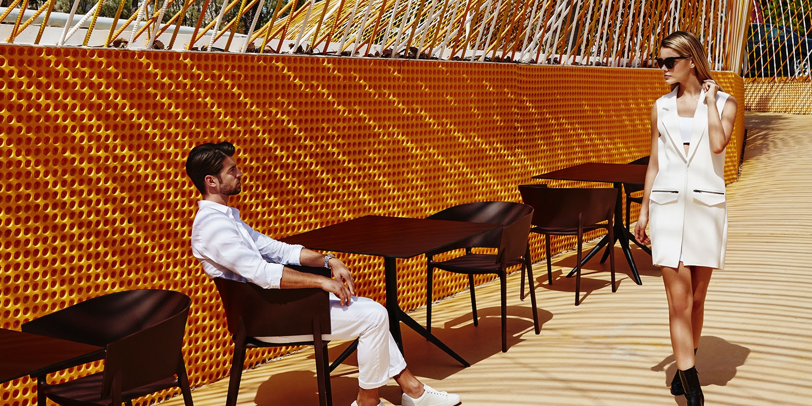 Ensemble de repas Africa marron par Vondom à Nice