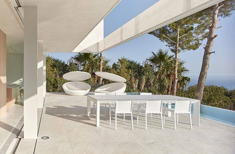 Table de repas moderne en aluminium collection Frame par Vondom à Antibes
