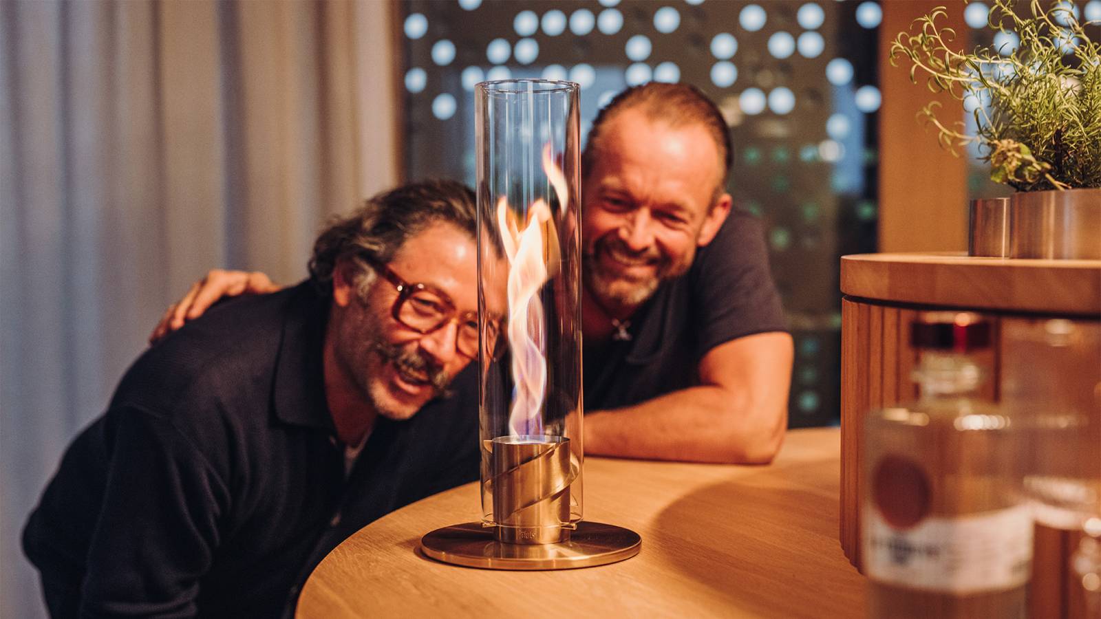 Feu de table d'ambiance, collection SPIN par Hofats