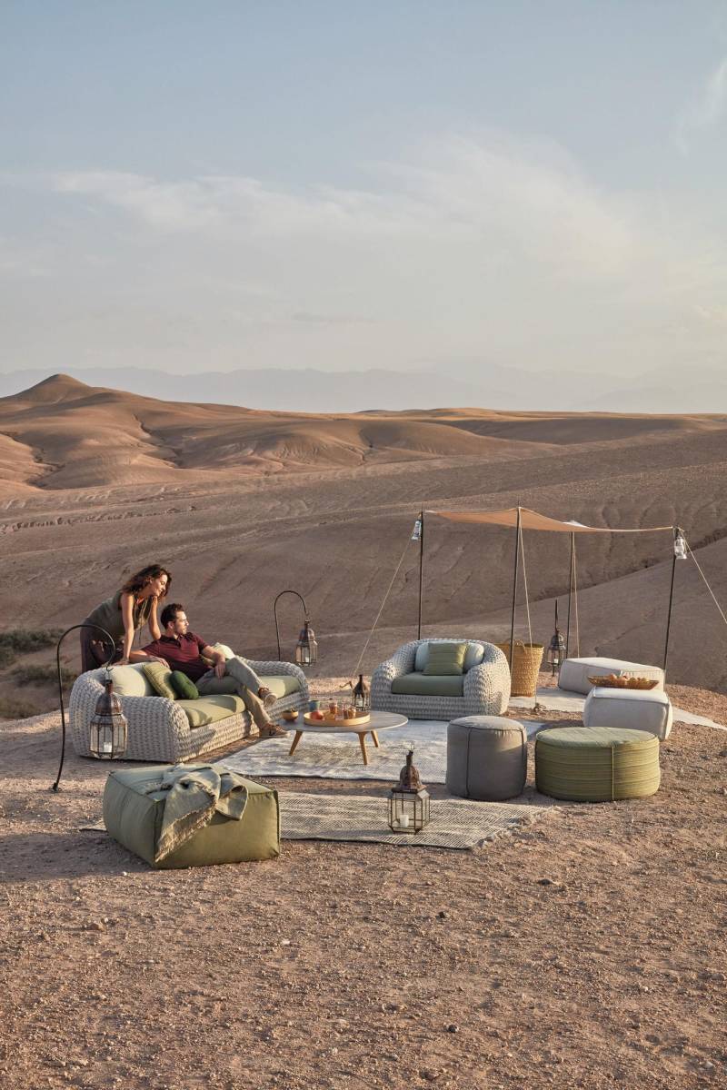 Grand canapé de jardin au style bohème, collection Kobo par MANUTTI 