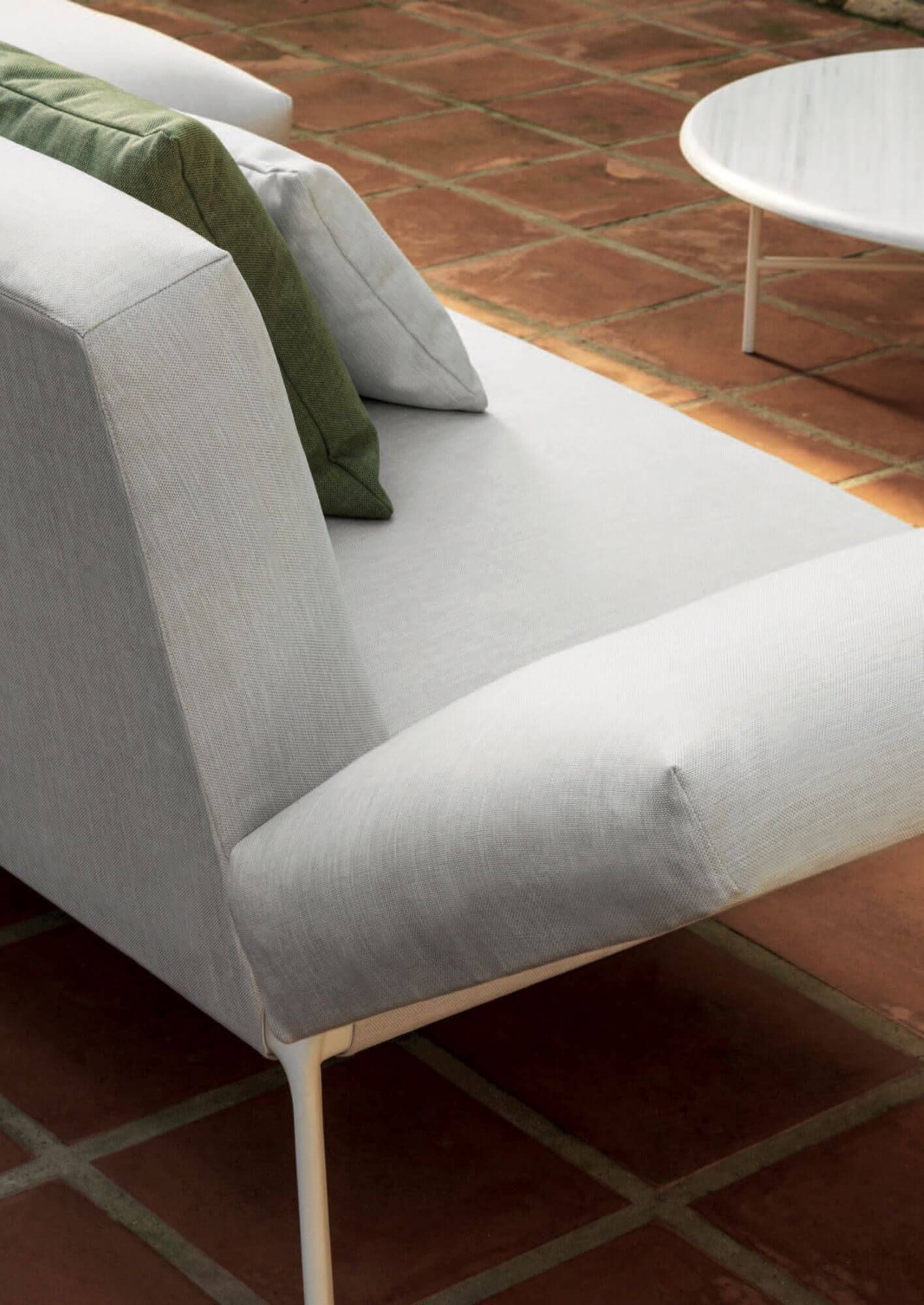 Zoom sur le tissu 100% acrylique du canapé de la collection Livit par Expormim à Cagnes-sur-mer