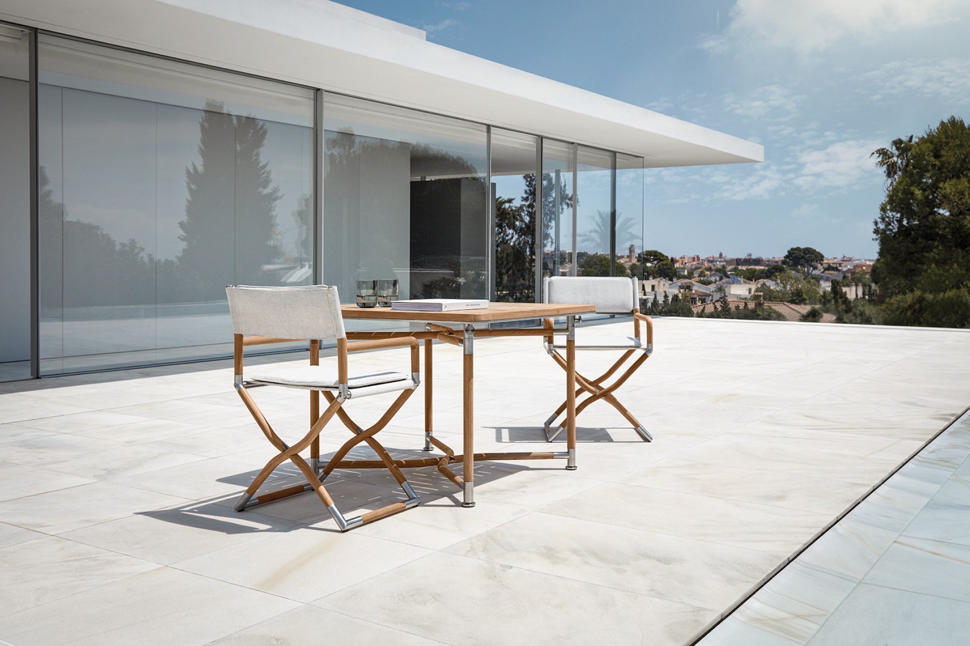 Fauteuil metteur en scène pliant au style yacht raffiné