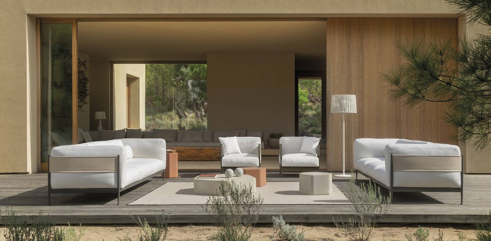 Canapé modulable, collection Obi par EXPORMIM à Cannes