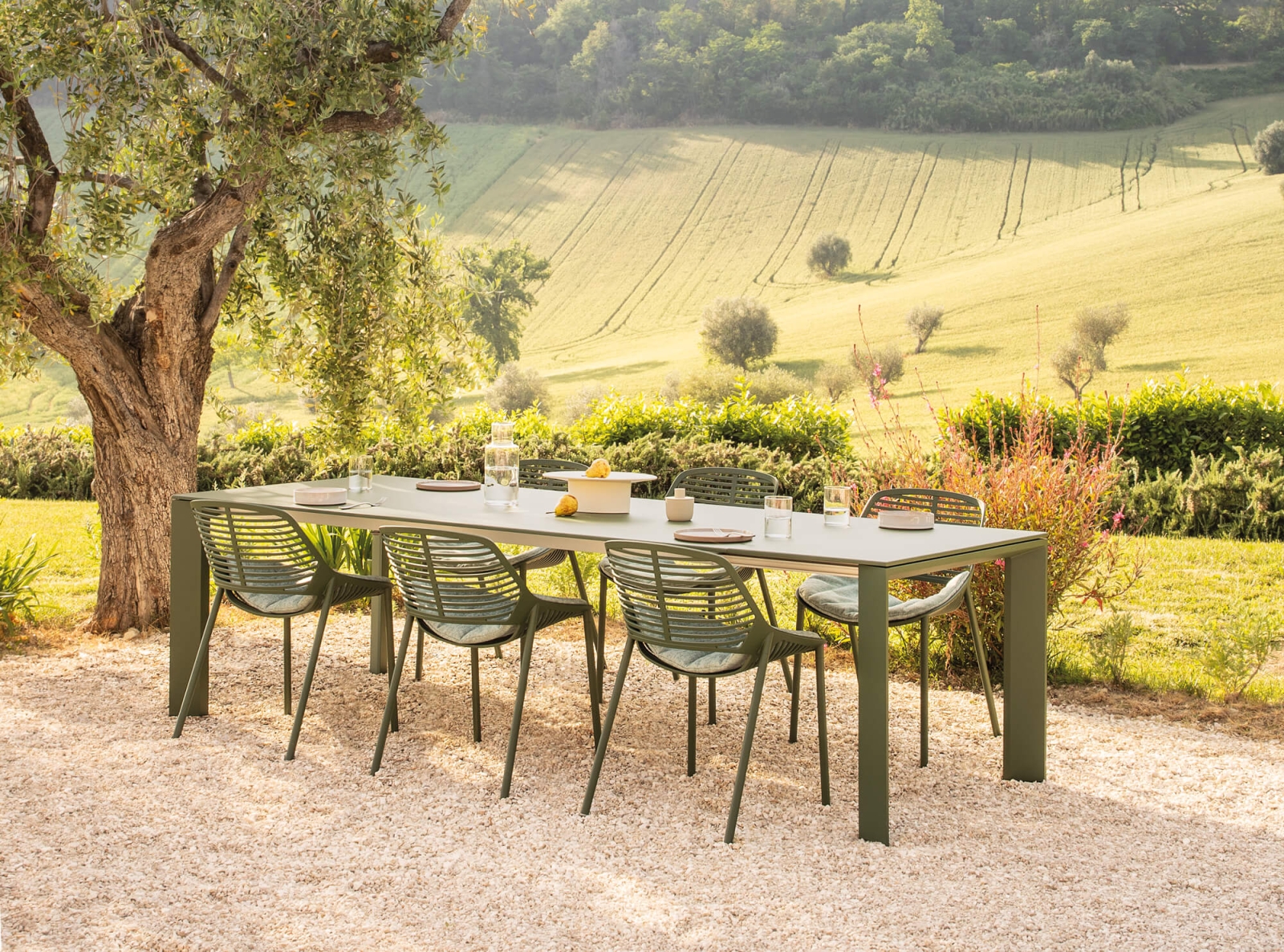 Grande table de repas en céramique grande arche par Fast