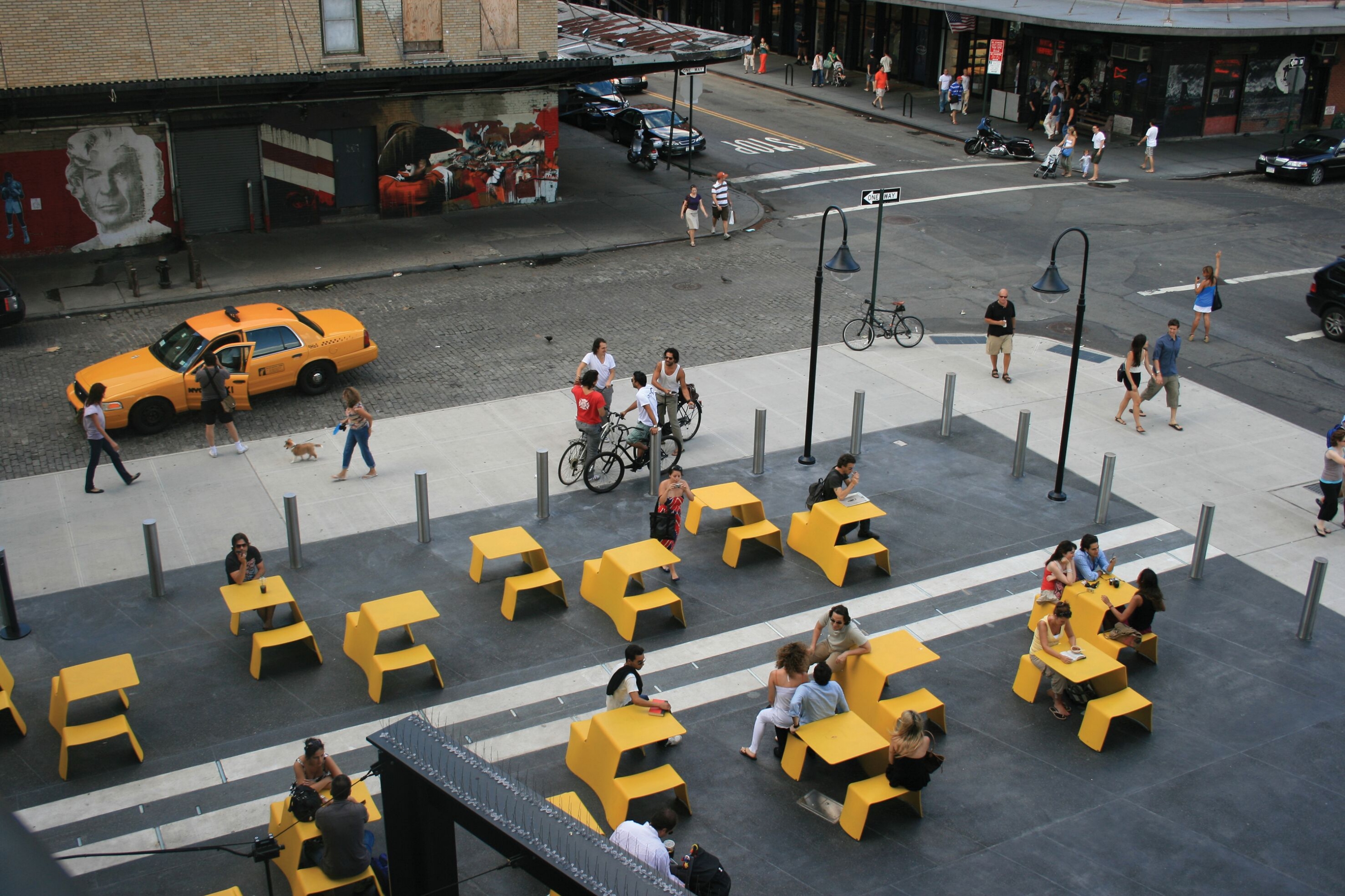 Ensemble de repas picnik jaune par Extremis à Bruxelles