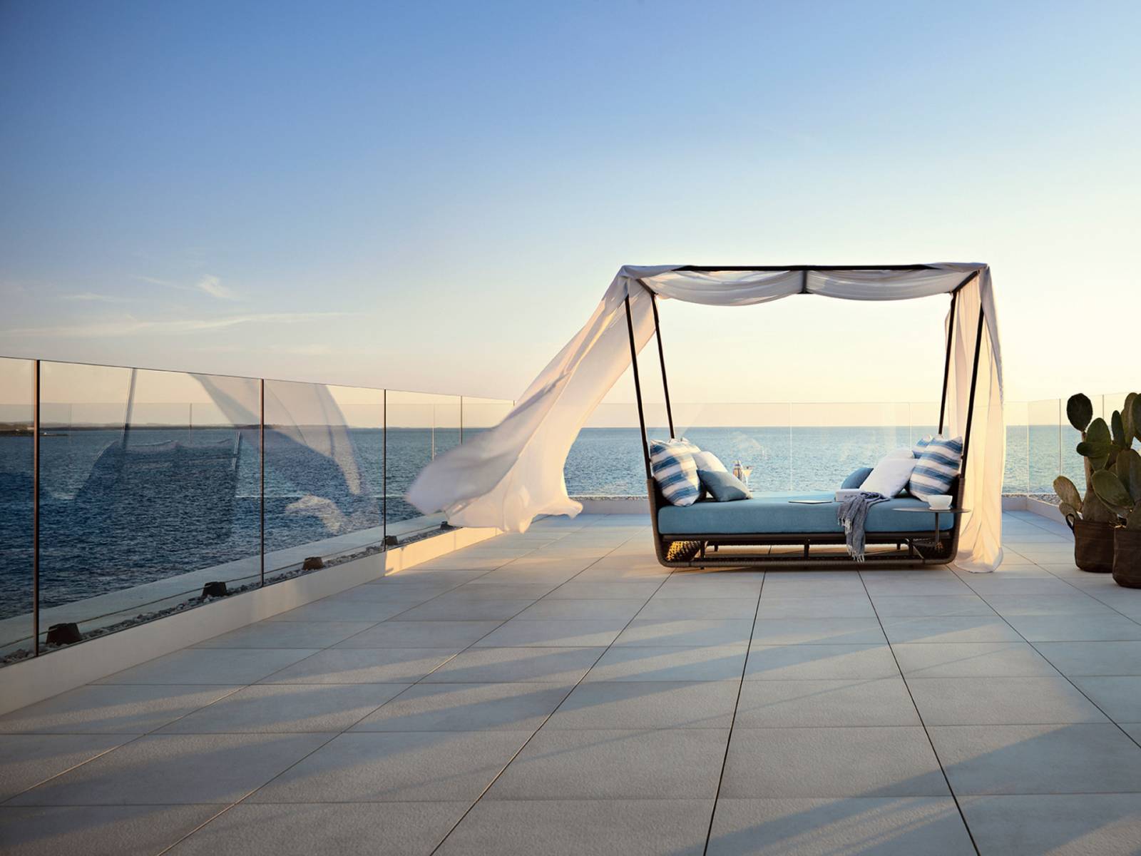 Daybed Portofino par Roberti à Antibes