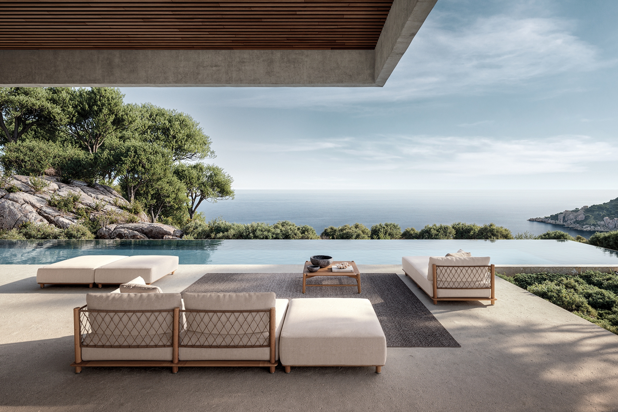 Salon de jardin confortable en teck avec assise épaisse et revêtement en osier tressé, collection Salina par Gloster