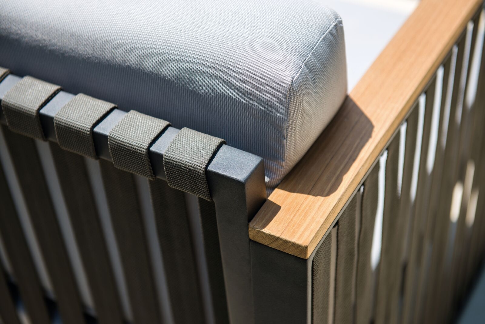 Zoom dossier de la collection Horizon par Skyline à Monaco