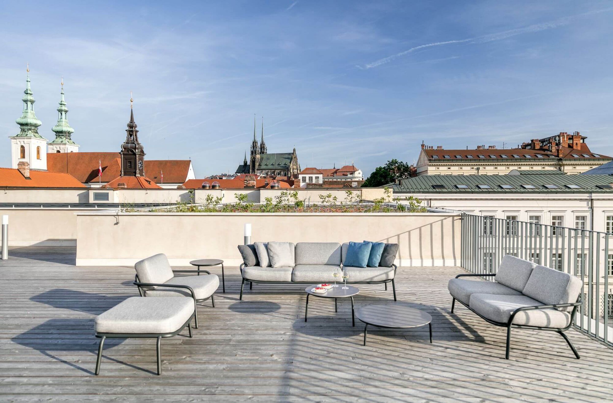 Fauteuil en salon de jardin collection Starling par Todus à Paris en Ile de France