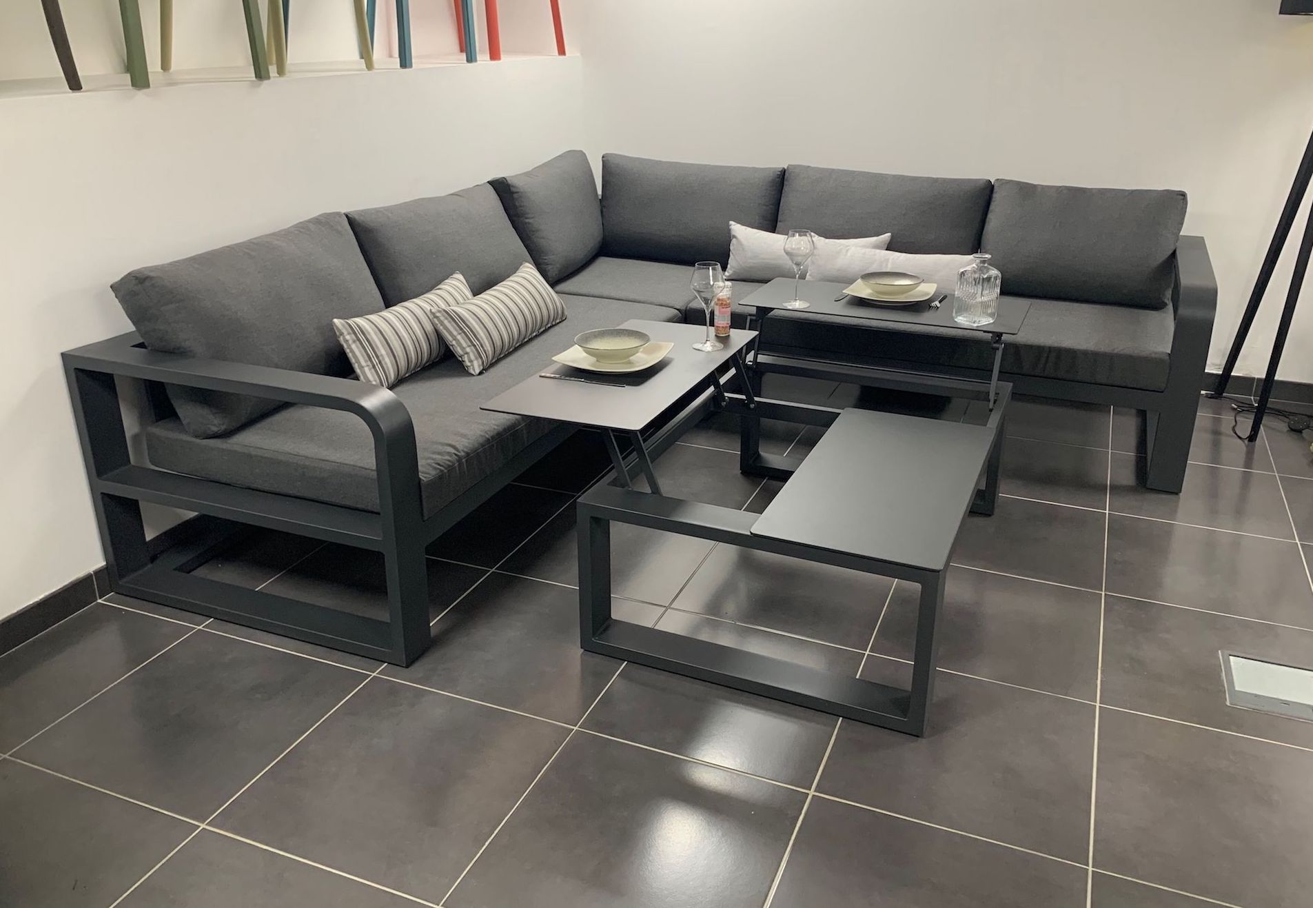 Ensemble de jardin de la collection Fermo au showroom Mood Design à Cagnes-sur-mer