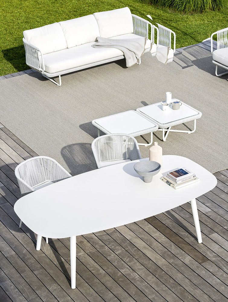 Table à manger en aluminium et plateau hpl ou céramique collection Ellisse par Varaschin