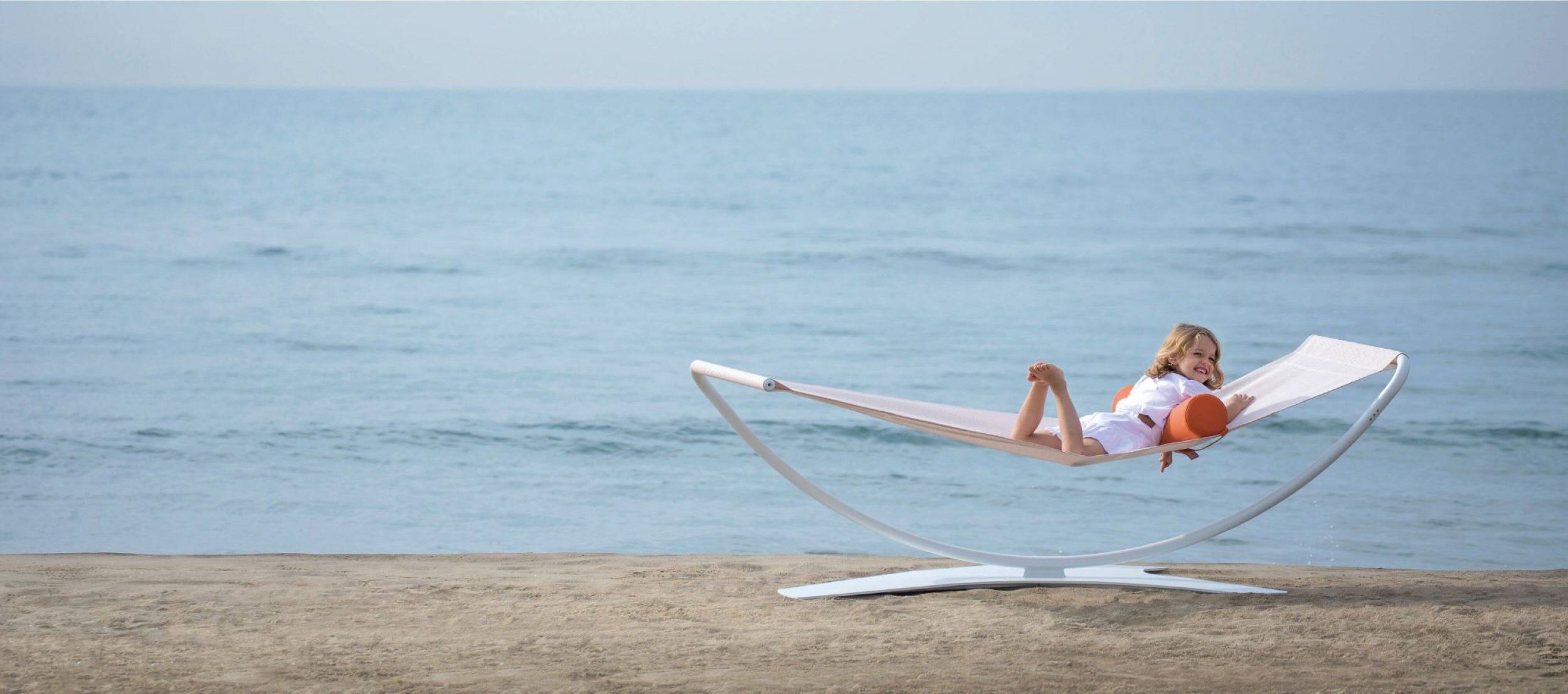 Bain de soleil moderne collection Zamac par Ego Paris à Bordeaux