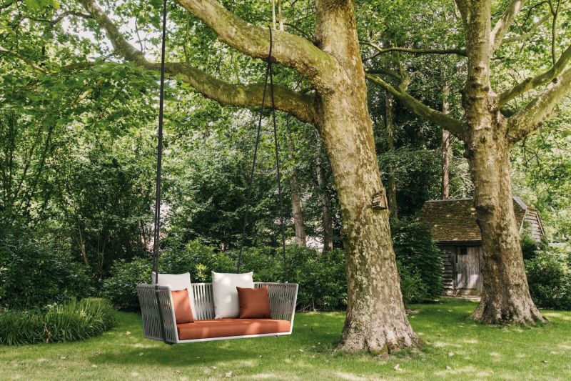 Fauteuil lounge suspendu une ou deux places collection Bitta par Kettal à Bordeaux