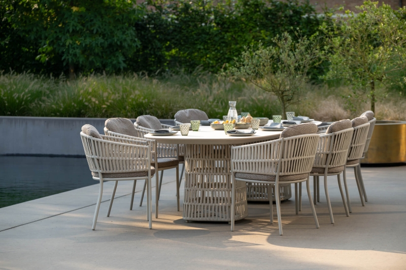 Fauteuil de repas élégant en aluminium et corde extérieure, collection  CALA à Antibes