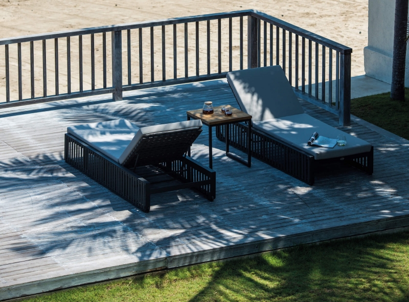 Bain de soleil de la collection Horizon par Skyine à Antibes