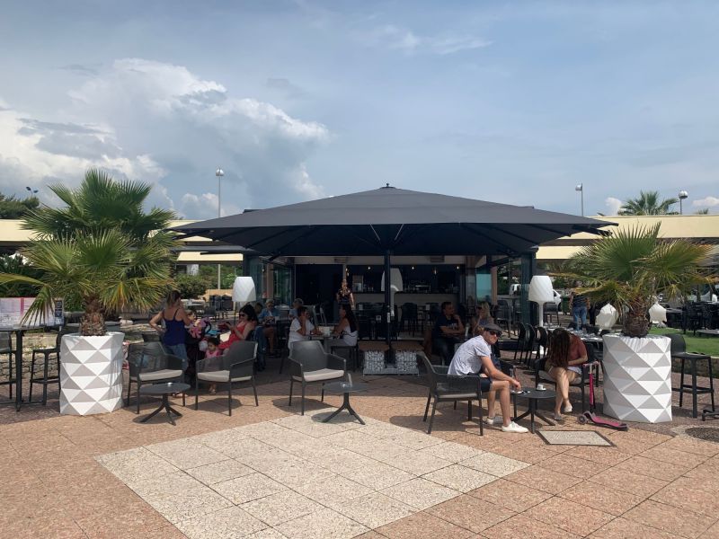 Vue  d'ensemble de la terrasse aménagée