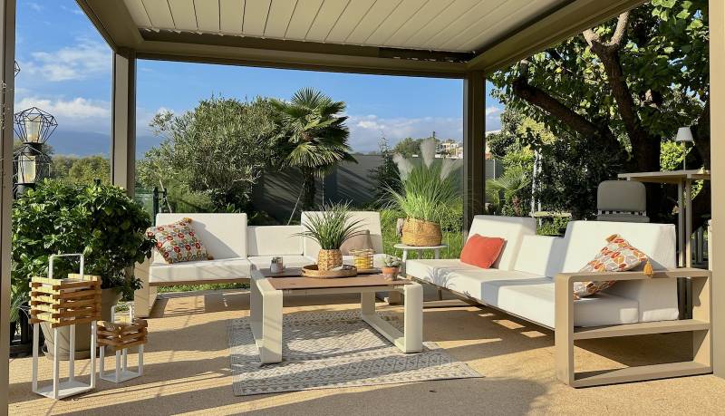 Canapé collection Kama par Ego Paris coloris beige