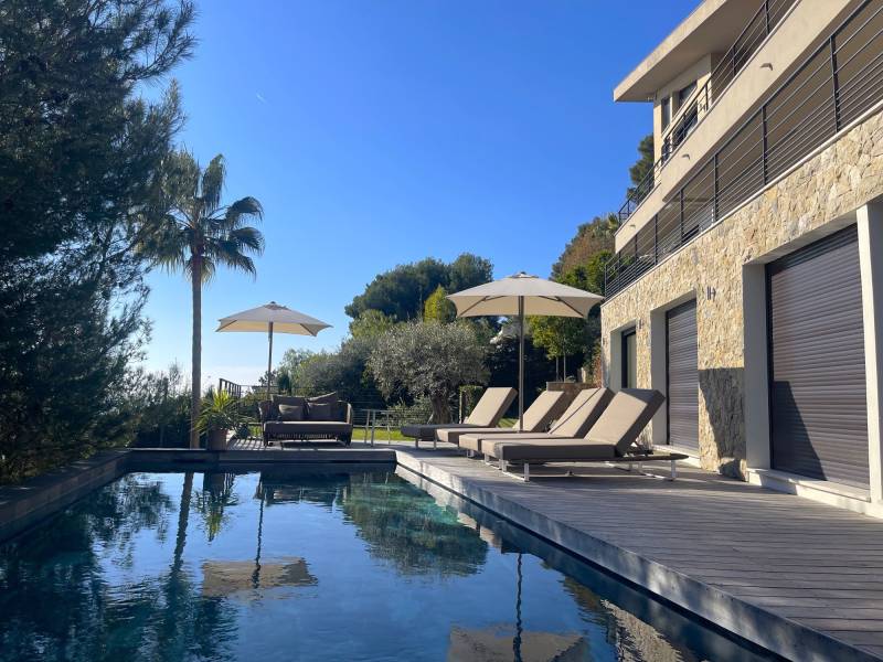 Bains de soleil, collection BITTA sur la Côte d'Azur 