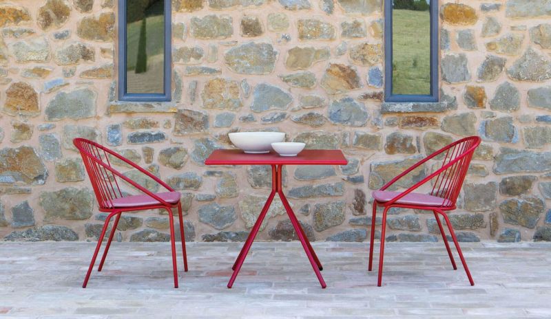 Coin repas d'extérieur en acier galvanisé collection Aria par Vermobil à Nice