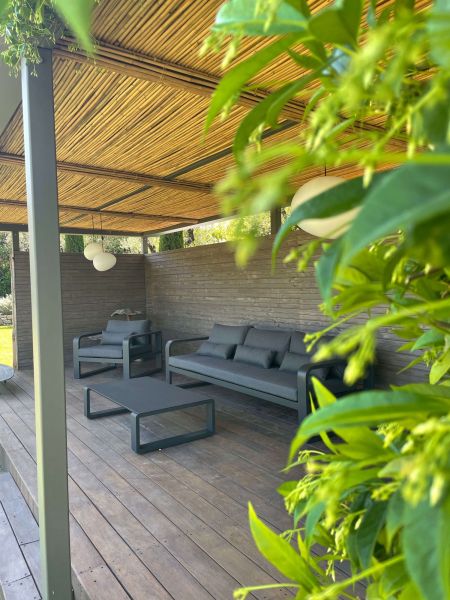 Aménagement d’un salon de jardin d’une villa à Cannes