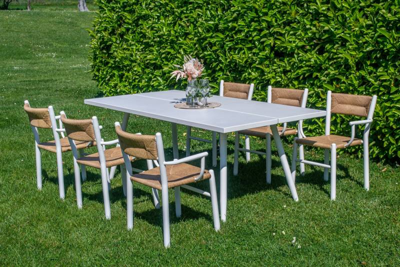 Fauteuil de repas tressé style rotin, collection Stipa par SELECTION à Nice